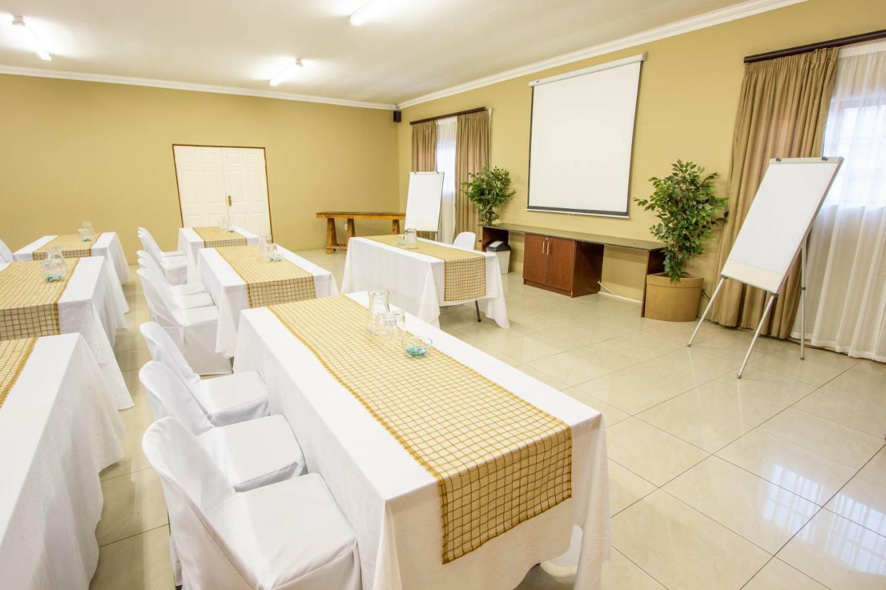Tambati Overnight And Conference Center Polokwane Exterior foto